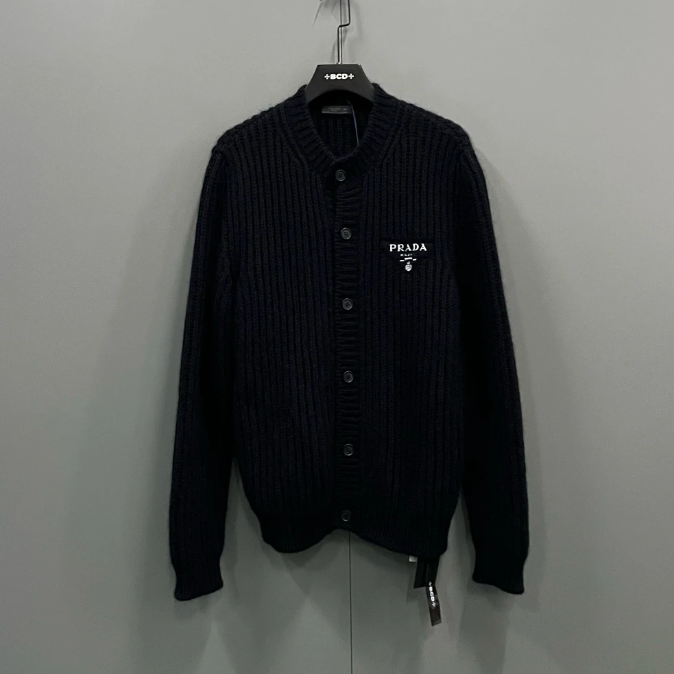 未使用 Prada/普拉达 Prada 印花logo针织衫 深蓝50