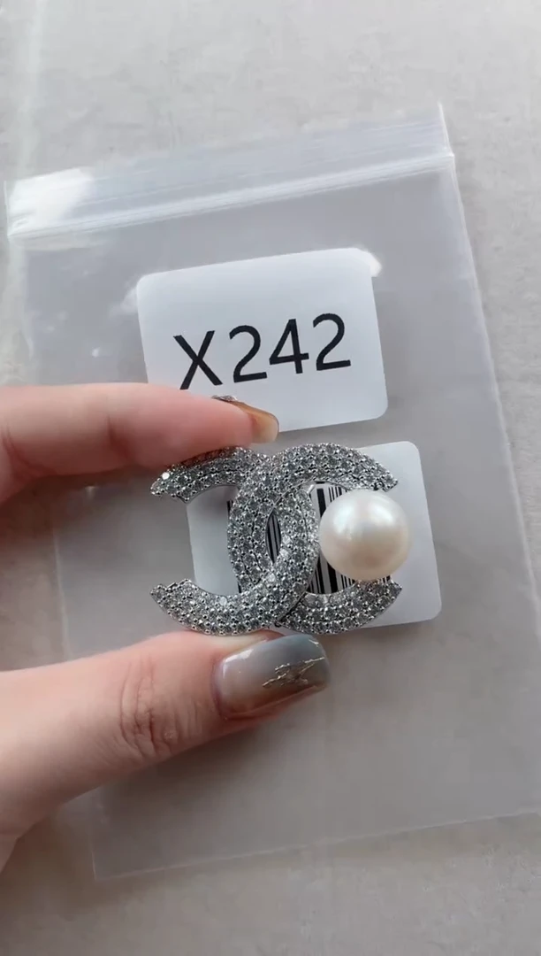 未镶嵌胸针海水珍珠X242