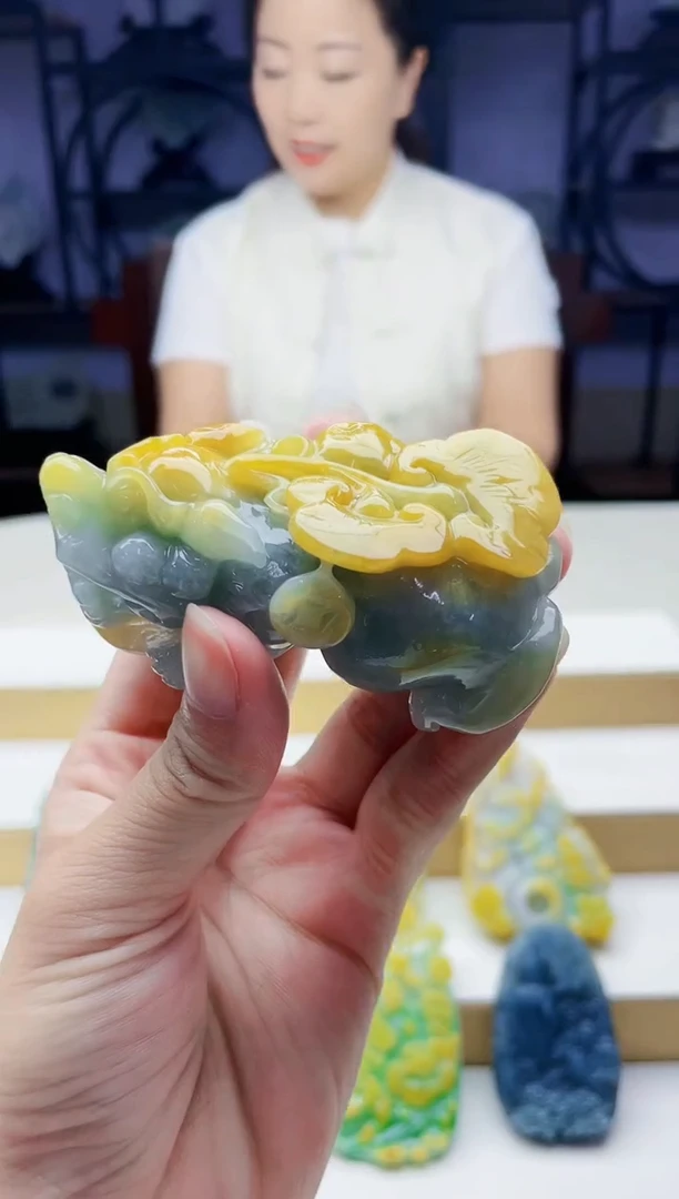 未镶嵌定制翡翠毛货09140219