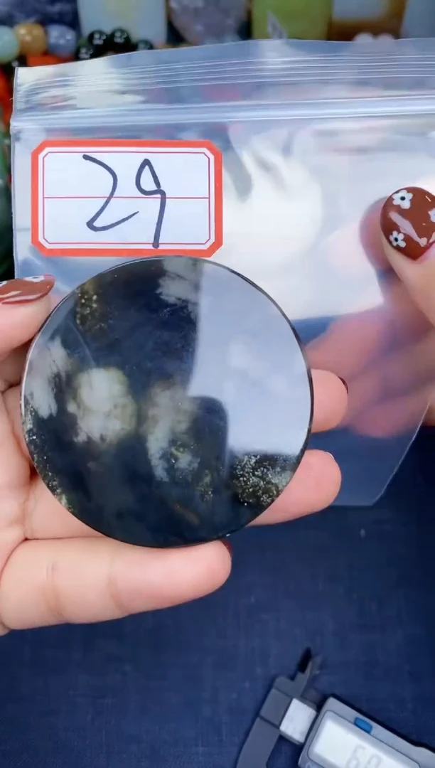 颈饰未镶嵌和田玉和田玉