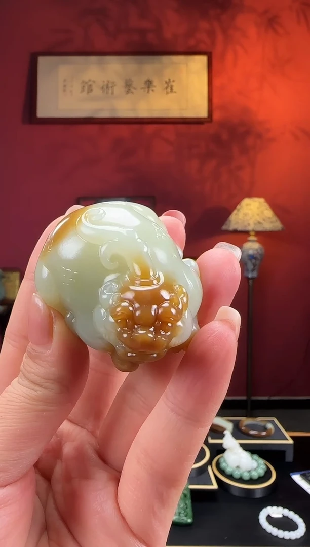 未镶嵌和田玉挂件p45