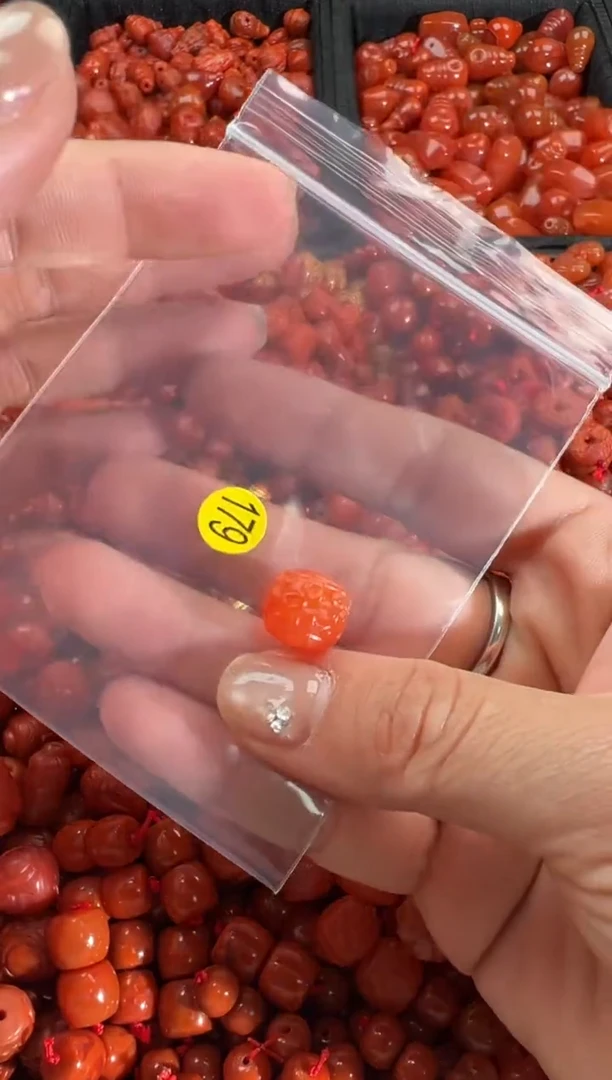 【闪购商品】南红玛瑙颈饰未镶嵌11