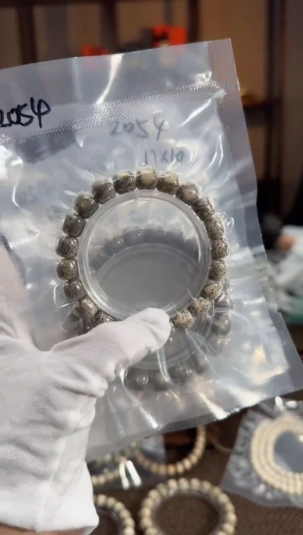 手串星月菩提绿冰（10*9）2054