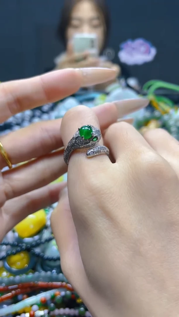 翡翠未镶嵌颈饰/Y/翡翠A货，一件也是批发价