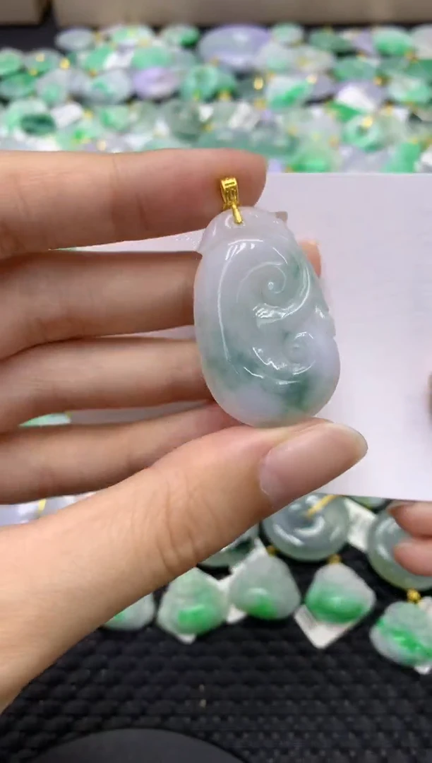 颈饰未镶嵌翡翠天然缅甸翡翠A货