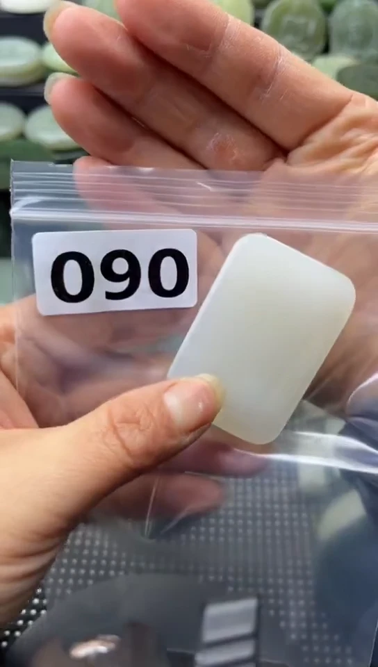 未镶嵌和田玉珠宝半成品牌子