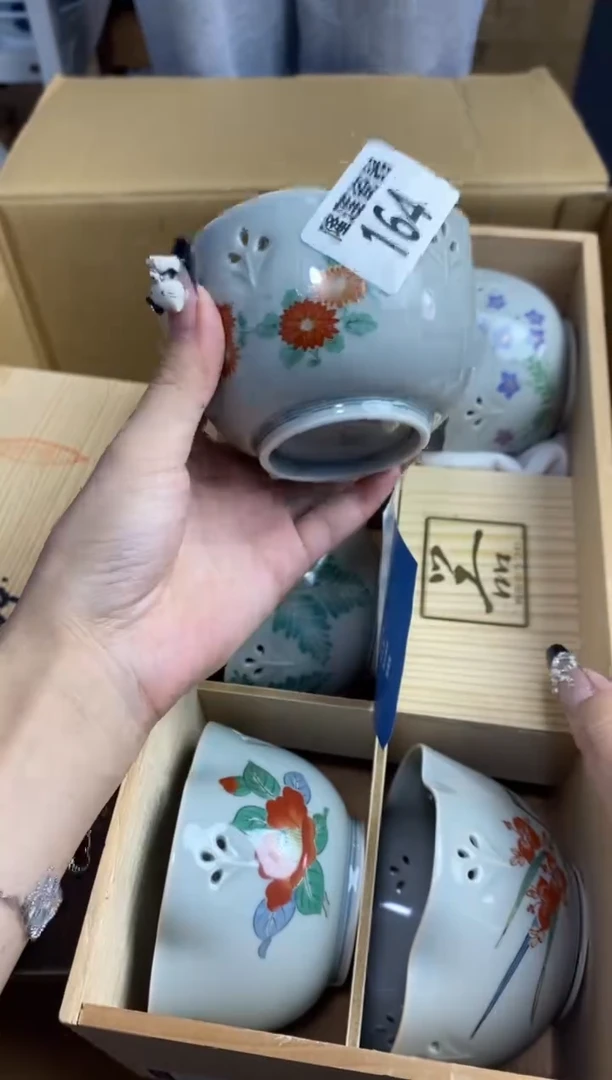 【闪购商品】瓷片隆莲瓷器欢迎大家