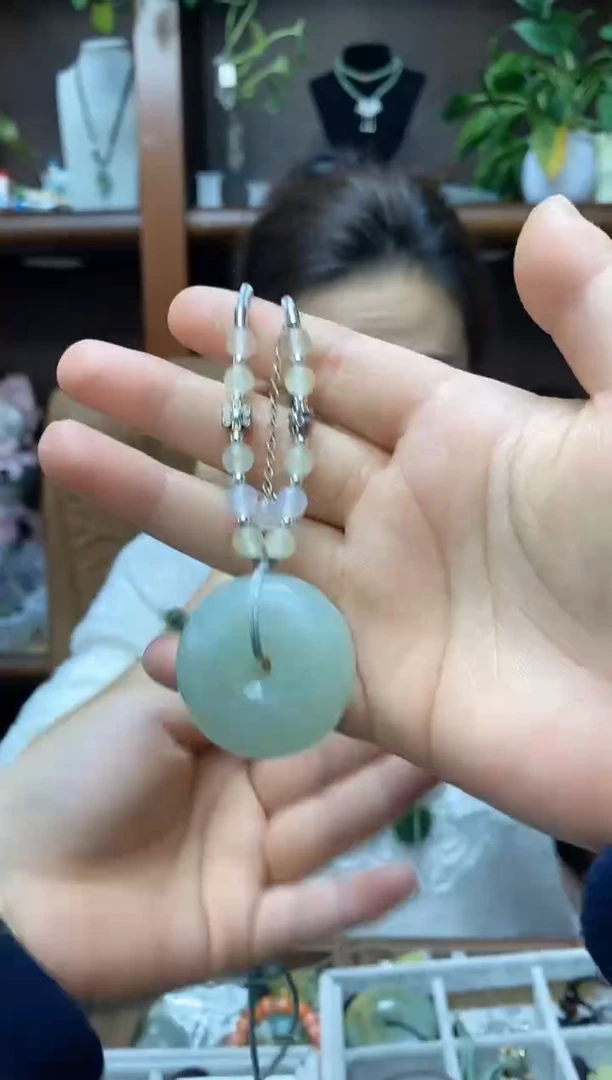 未镶嵌岫玉吊坠·