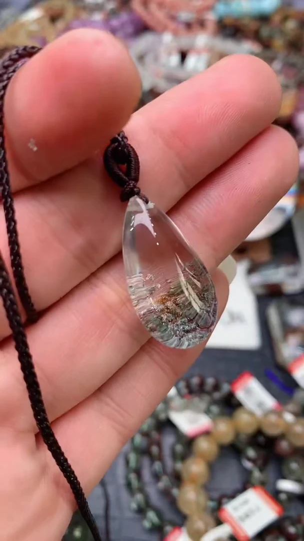 【闪购商品】水晶吊坠(赠链)未镶嵌93