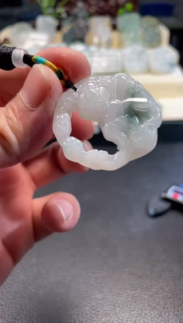 颈饰未镶嵌翡翠11/22/083