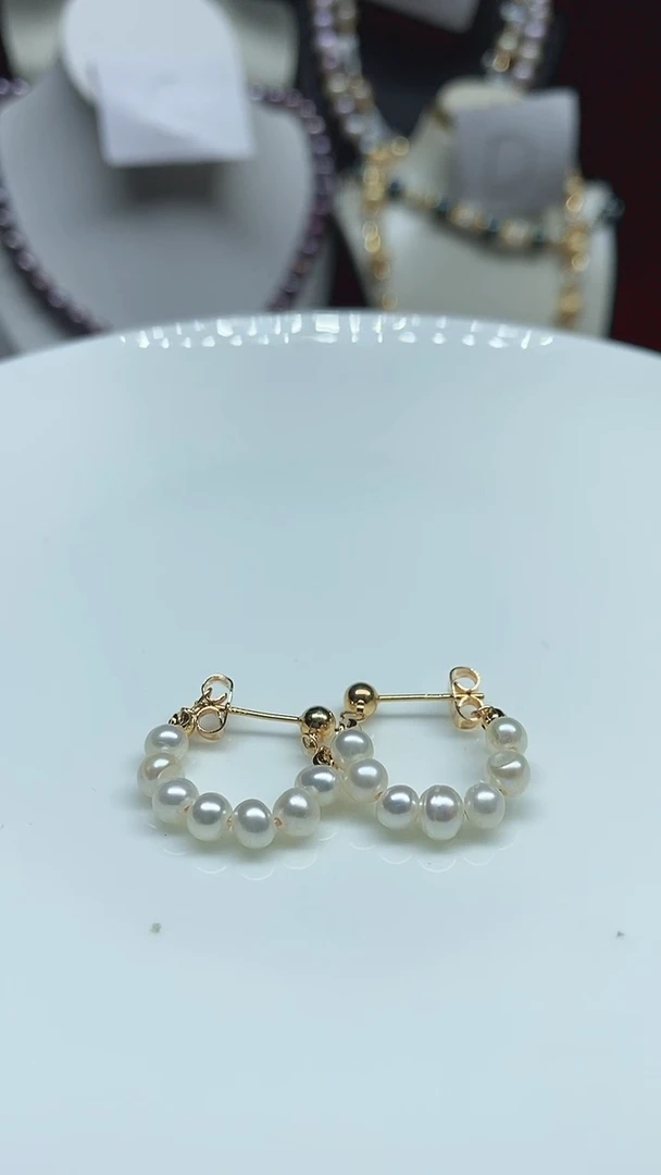 未镶嵌淡水珍珠耳饰多人