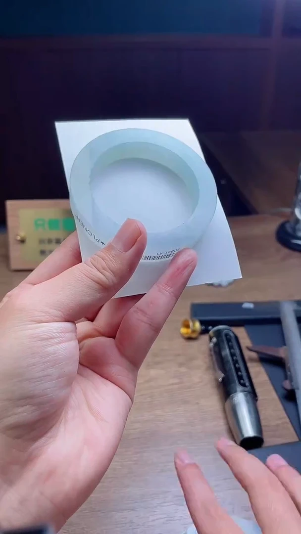 未镶嵌手镯定制翡翠不****鱼定制