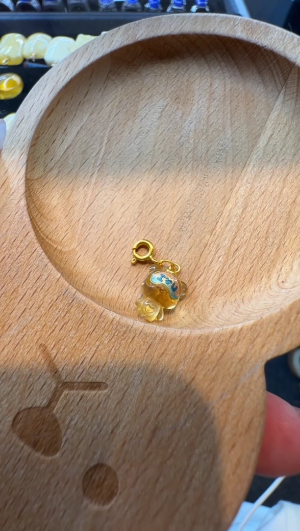 未镶嵌琥珀珠宝奇石告白小熊提溜（金）