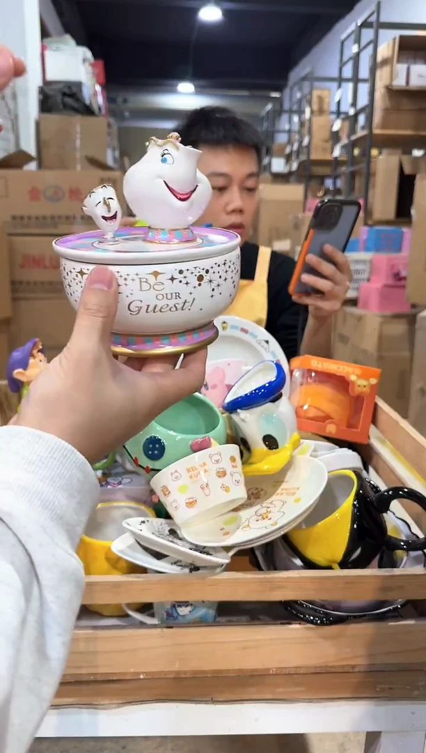 瓷片茶壶太太首饰盒盖子断了自己粘一下