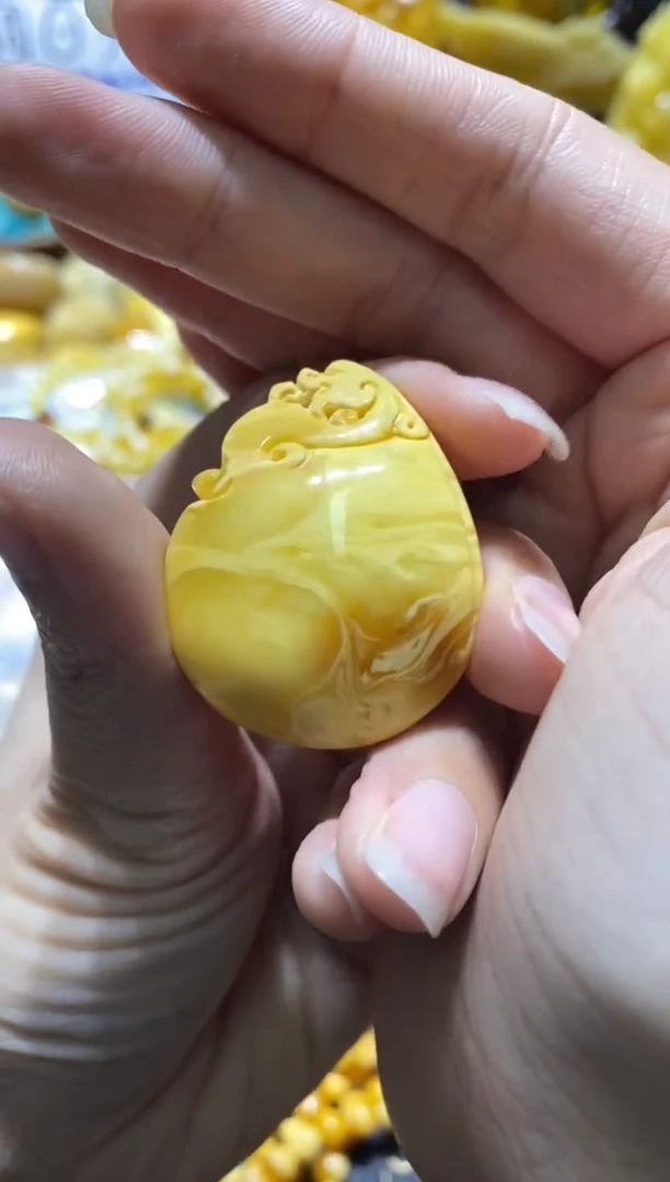 未镶嵌蜜蜡裸石（静）吊坠
