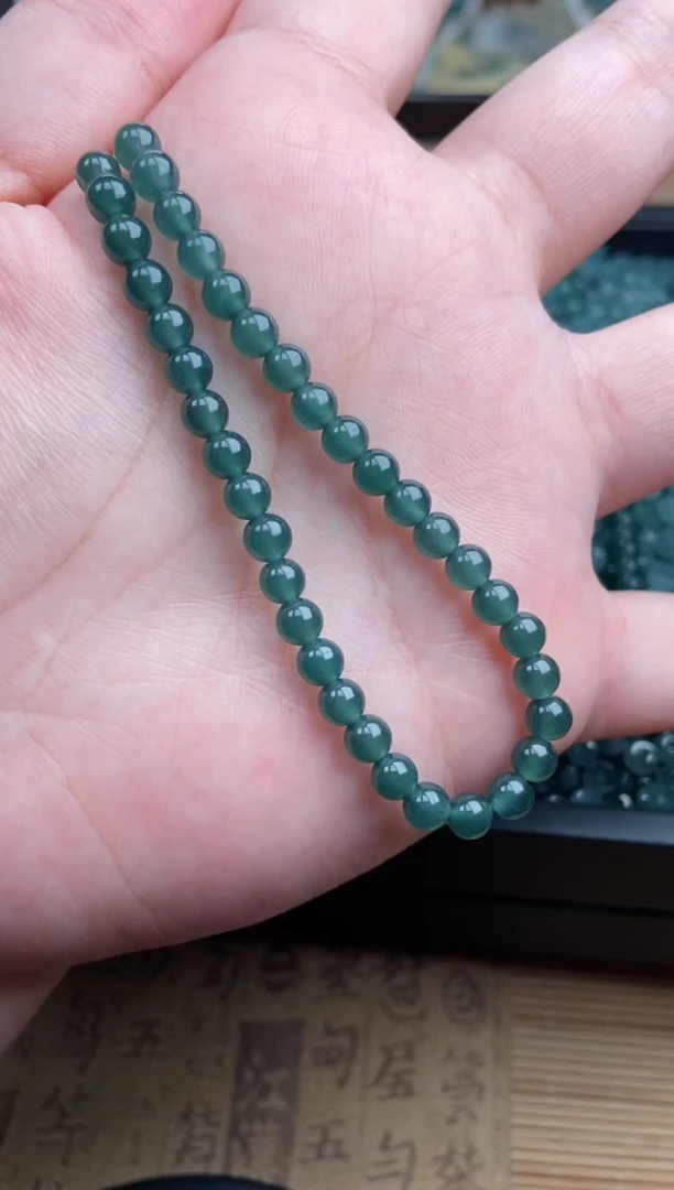 【闪购商品】翡翠手链未镶嵌多样性发货37颗卡5满绿