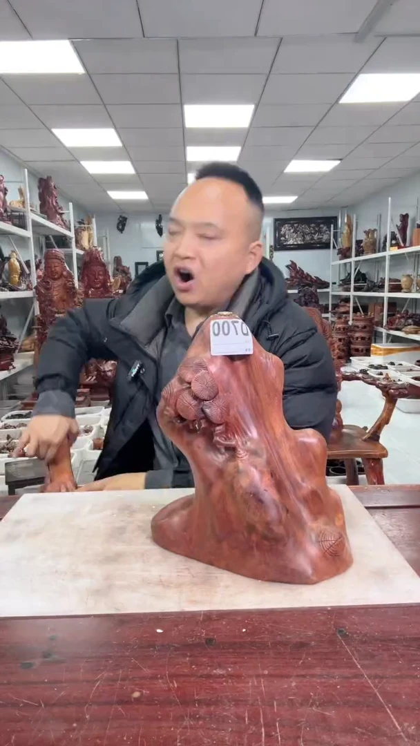 【闪购商品】花梨木类木雕工艺品8888888