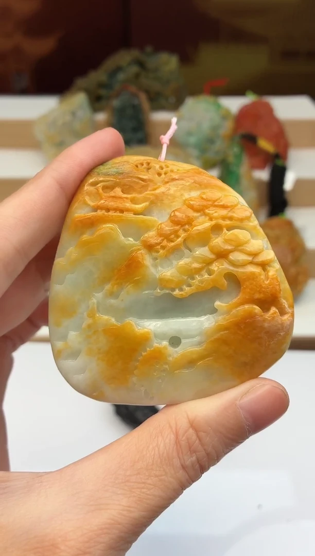 颈饰未镶嵌翡翠牌子