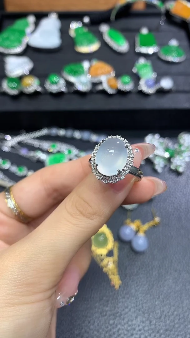 翡翠戒指18K金镶嵌23团购