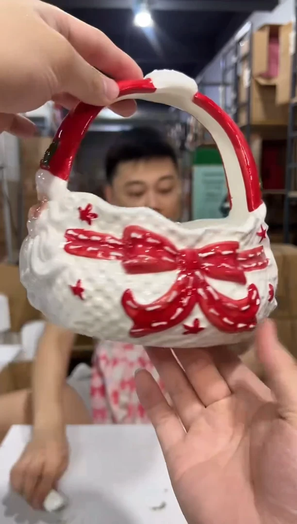 瓷片圣诞老人提篮收纳