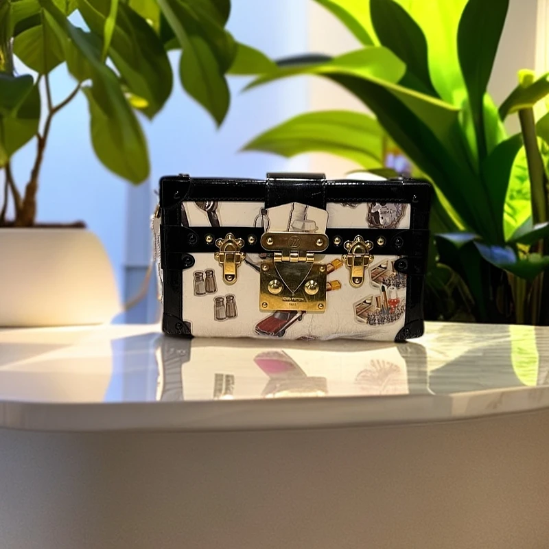 95新 LouisVuitton/路易威登 硬盒子1158 1374