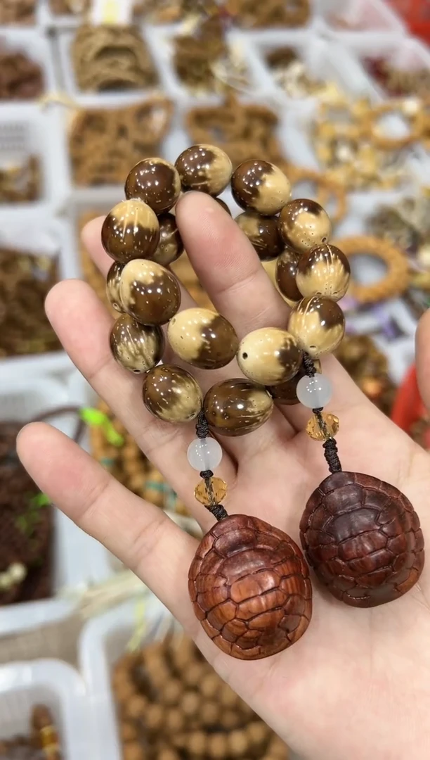 手串紫金鼠卡13mm左右 设计款 富甲一方 手捻