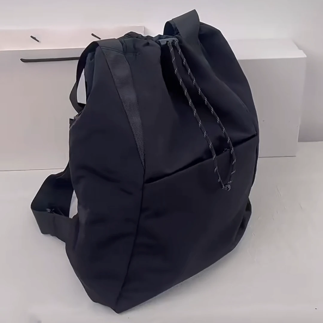 新款气质休闲韩版简约双肩包BB46111