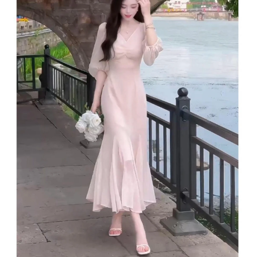 法式温柔风绝美仙气v领连衣裙女灯笼袖收腰显瘦鱼尾长裙夏季380