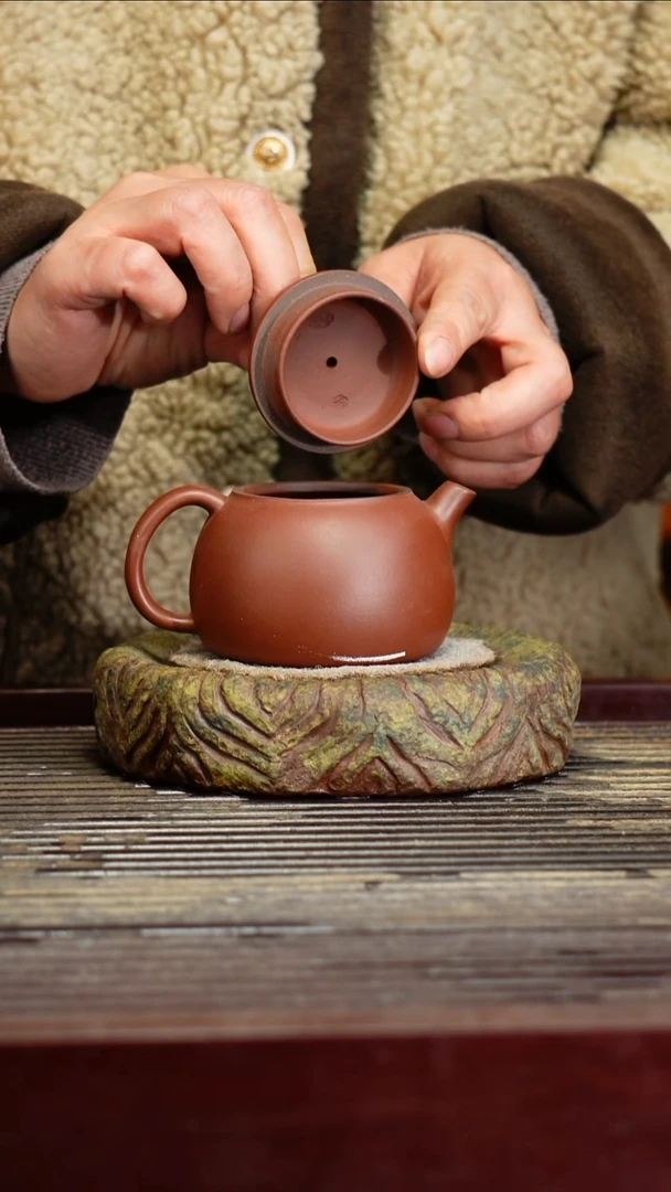 宜兴原矿紫砂壶茶壶宜兴原矿紫砂壶茶壶180C