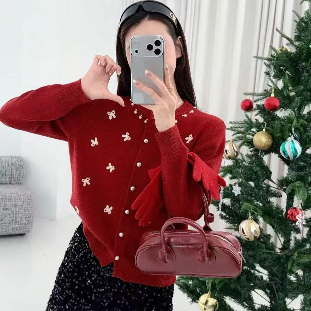 2025冬季新款韩版蝴蝶结刺绣针织开衫女钉珠装饰圆领长袖毛衣3129