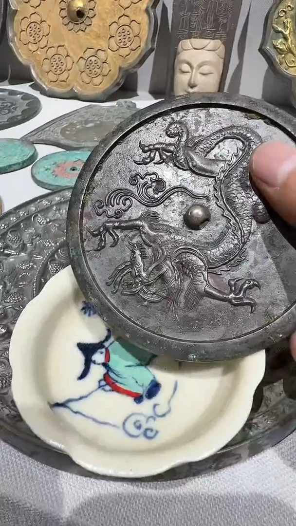 摆件