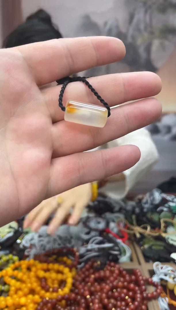 未镶嵌吊坠玛瑙/玉髓·