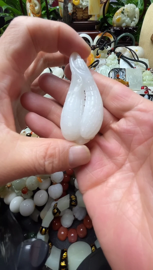 未镶嵌和田玉挂件挂件