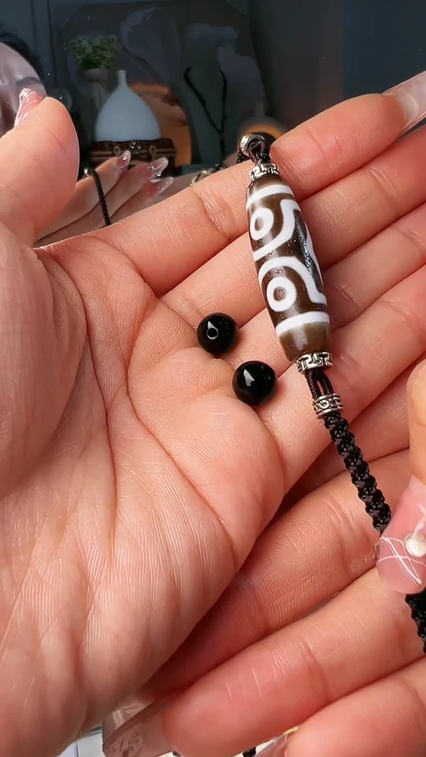 【闪购商品】玛瑙/玉髓颈饰未镶嵌三眼