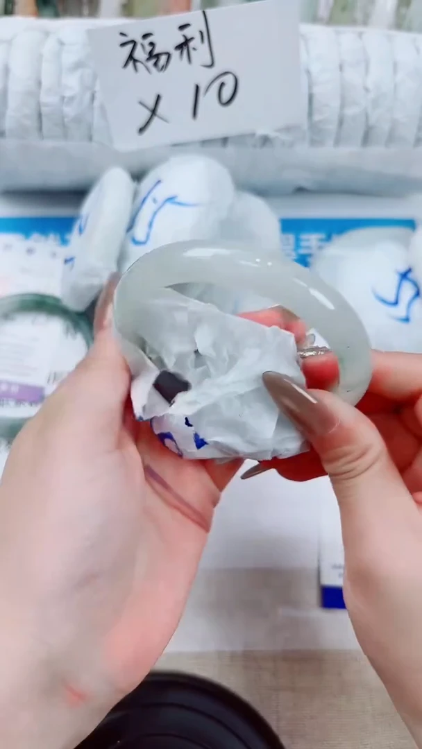 石英质玉手镯未镶嵌117-62