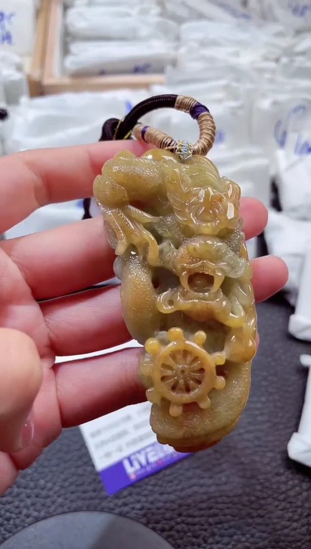 翡翠未镶嵌颈饰00008225