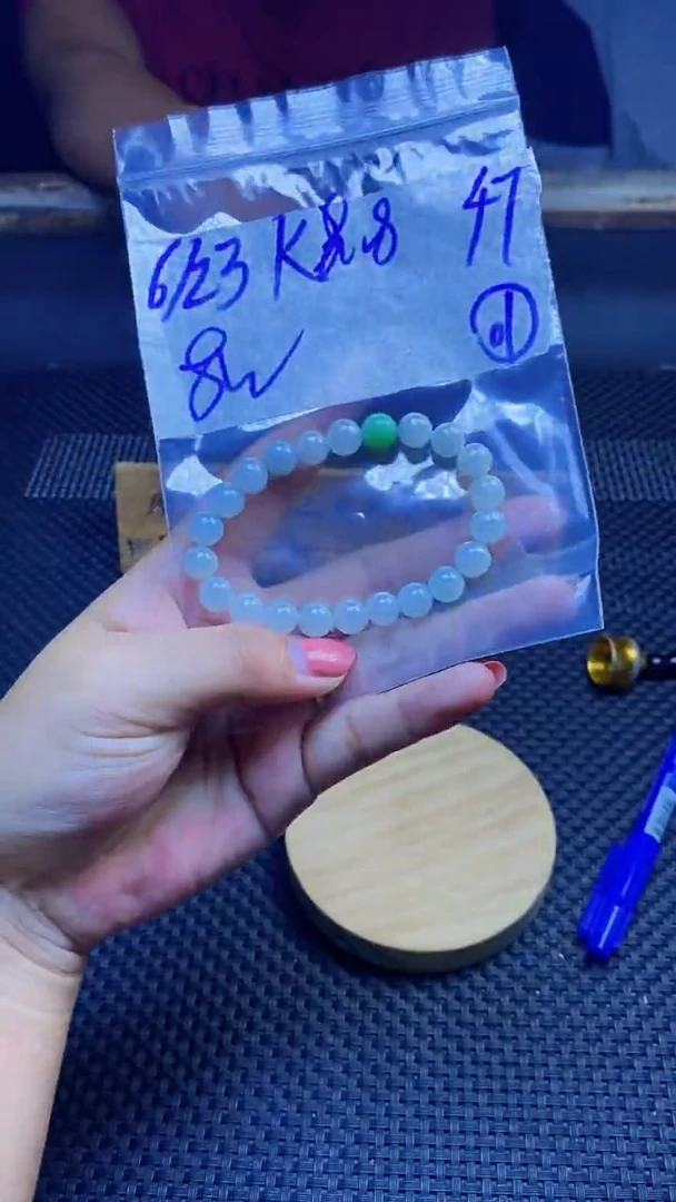 定制翡翠未镶嵌天然缅甸A货翡翠，多样性发货只发其一