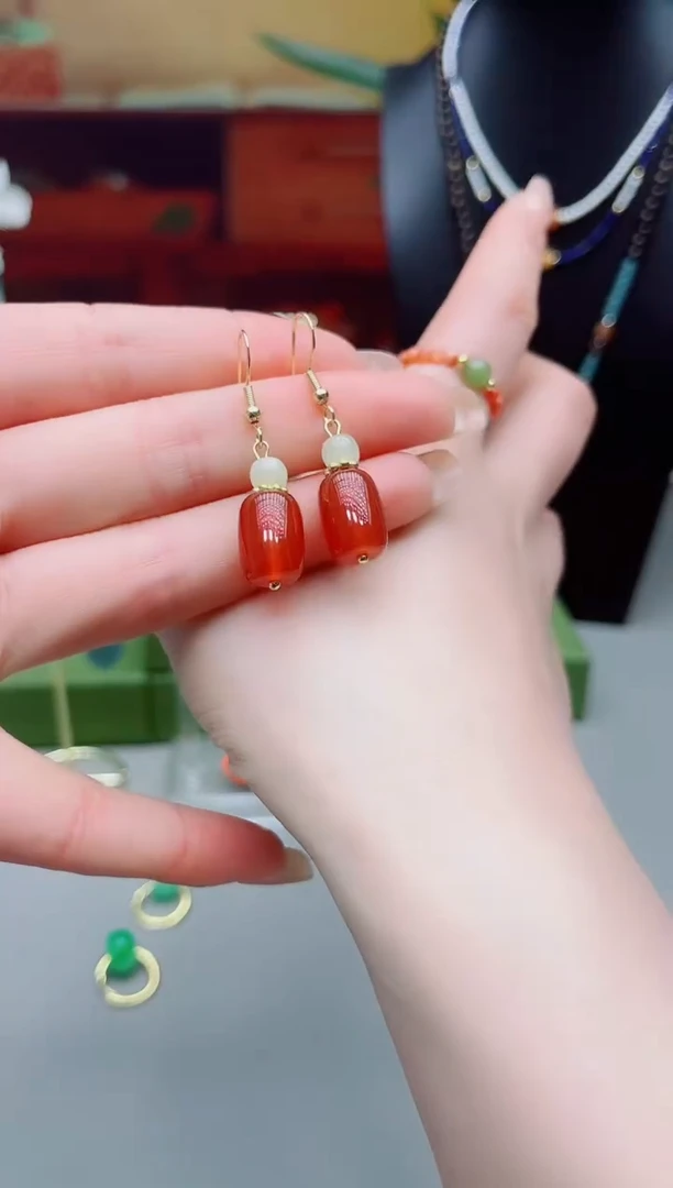 未镶嵌耳饰玛瑙/玉髓335000