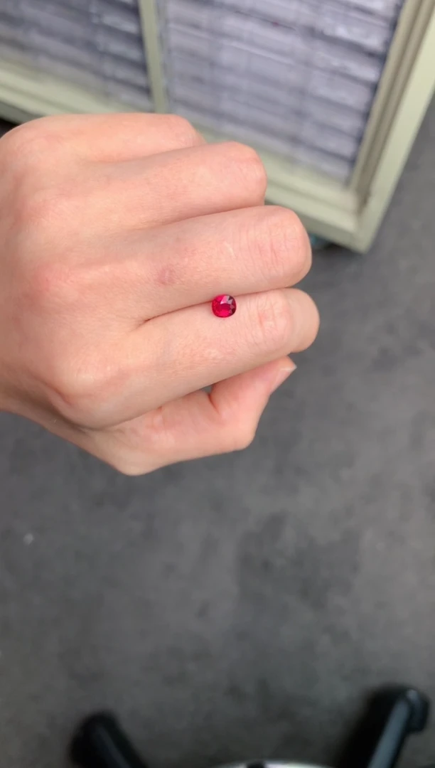 裸石未镶嵌红宝石79分无烧红宝石DC