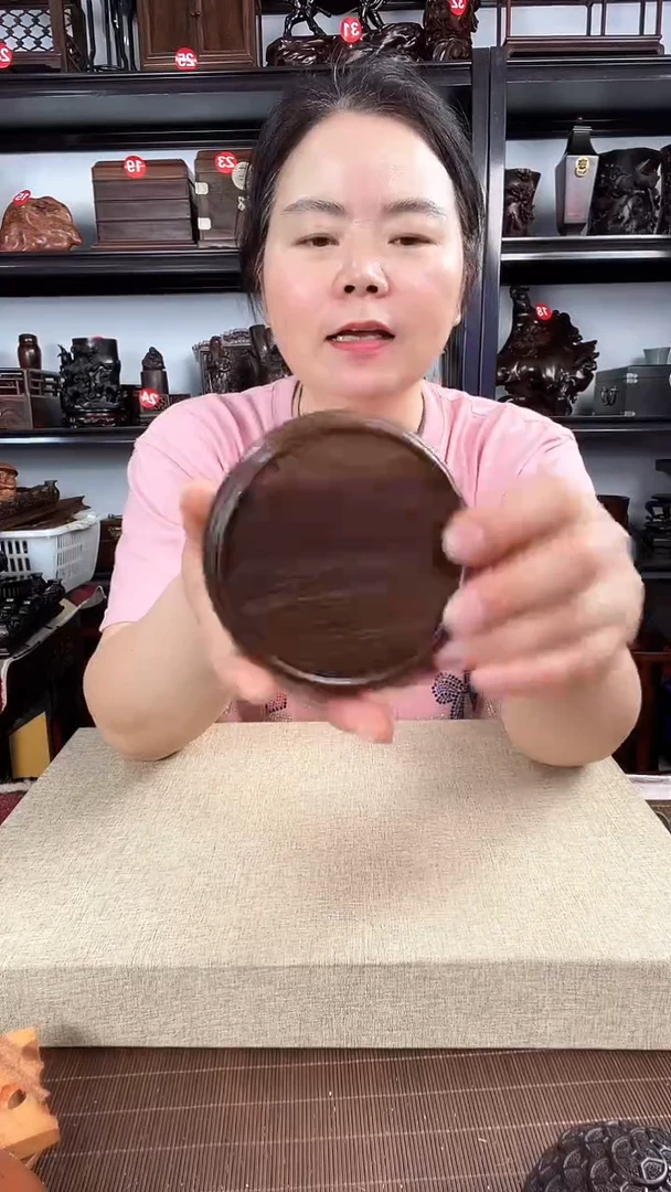 木实心底座老李红木工艺品