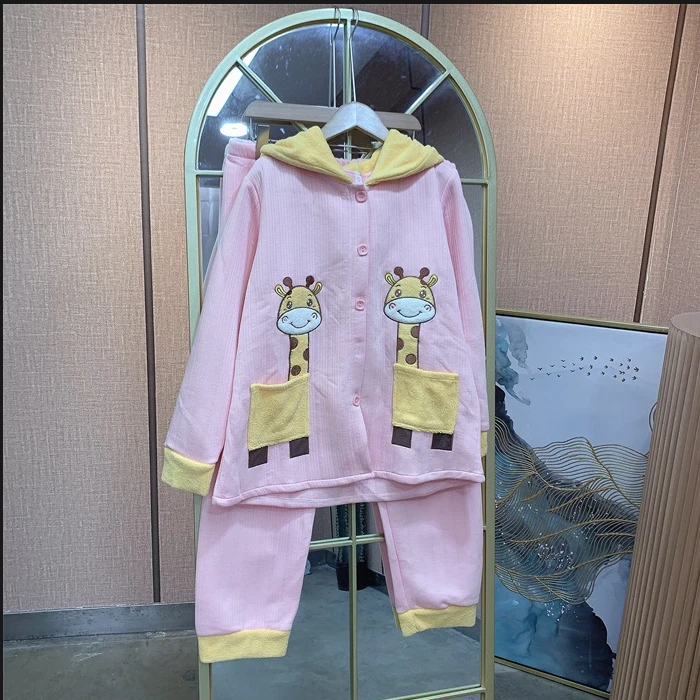 S456孕妇粉色空气棉月子服两件套L90-130