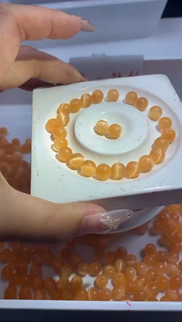 玛瑙/玉髓颈饰未镶嵌W2471爱玛橙猫眼8mm*30颗