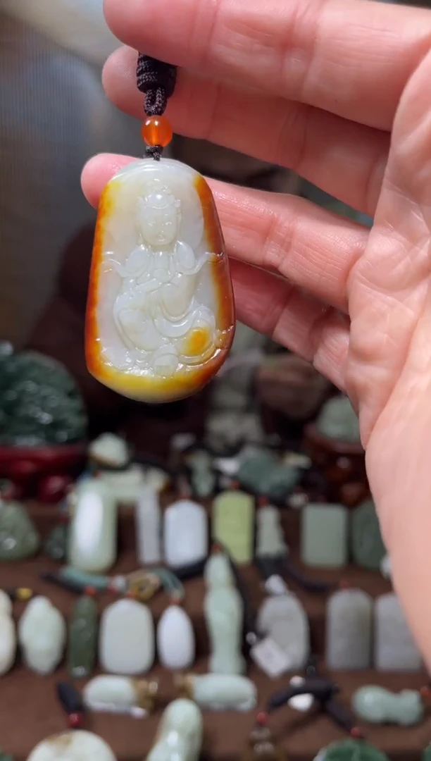 颈饰未镶嵌和田玉·