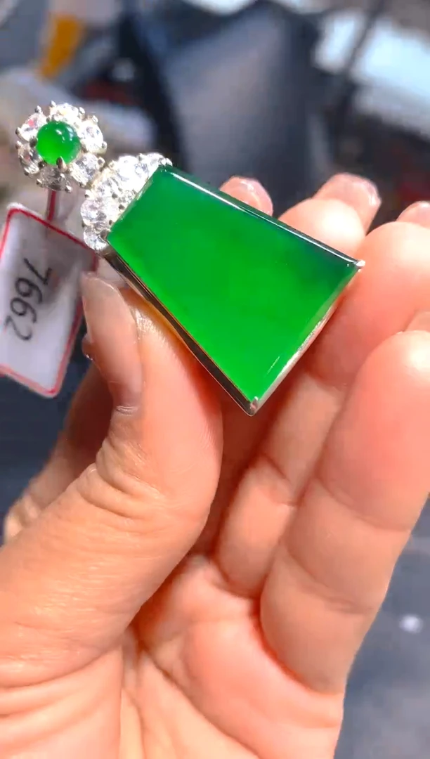 【闪购商品】定制翡翠未镶嵌60-多样性发货（发其一）