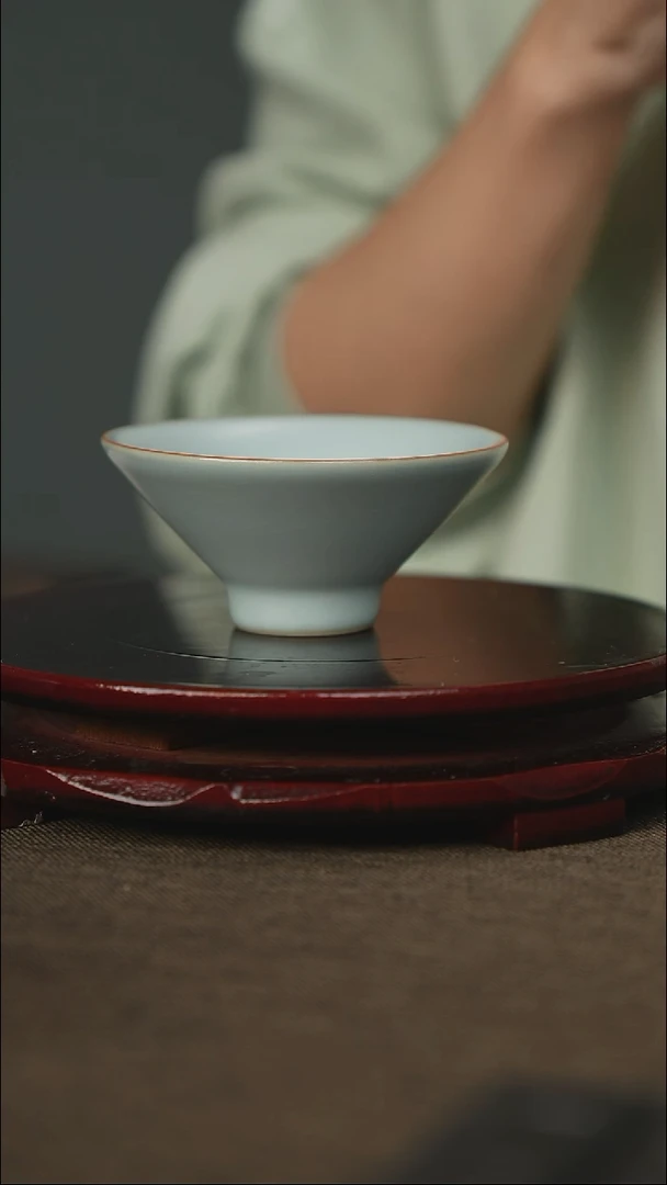 微微瑕 小斗笠 无底款
