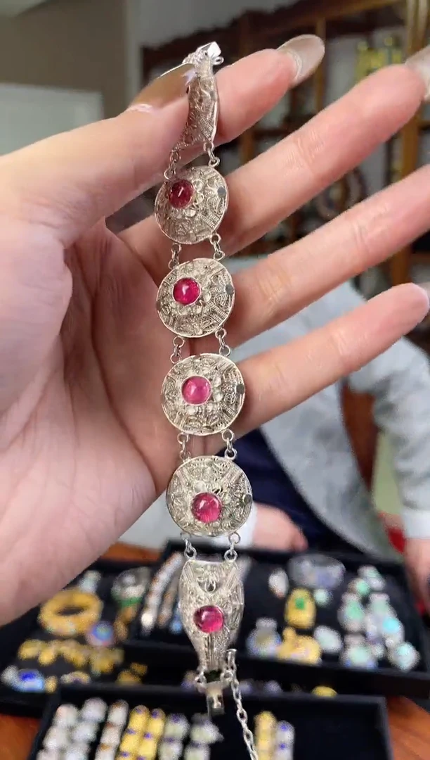 【闪购商品】非遗绝技花丝镶嵌镯子