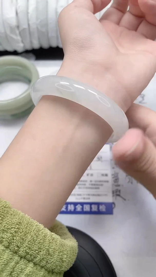 未镶嵌手镯石英质玉201-56/57