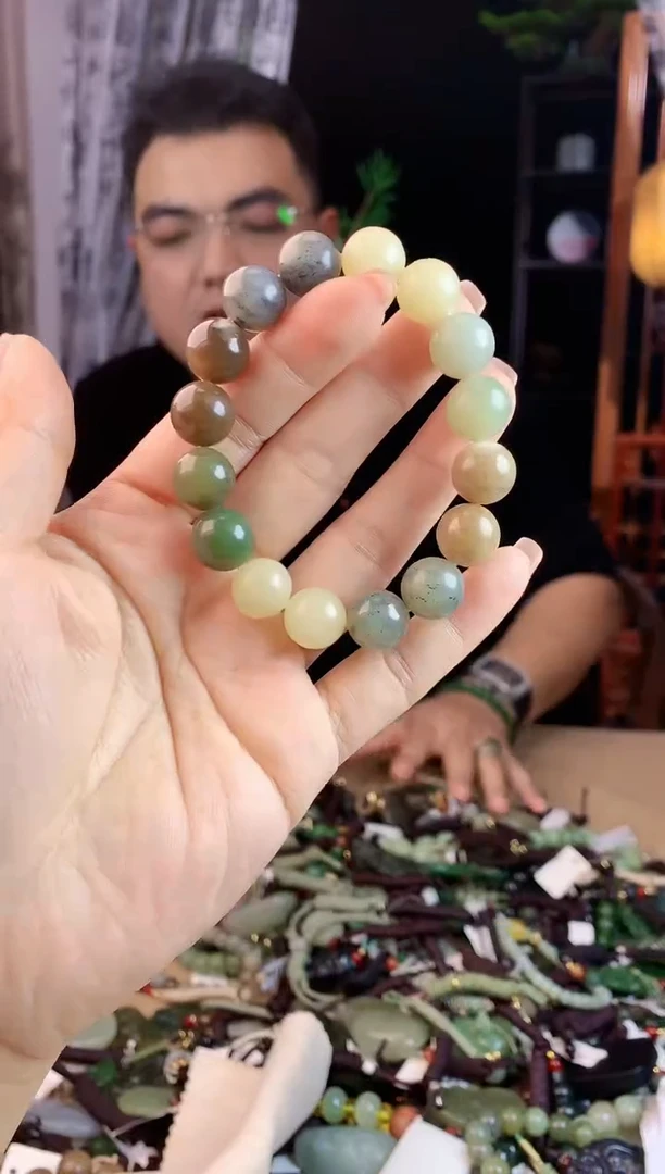 【闪购商品】和田玉挂件未镶嵌多样性发货拍一发一