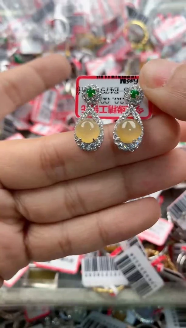 银S925镶嵌戒指翡翠888               9