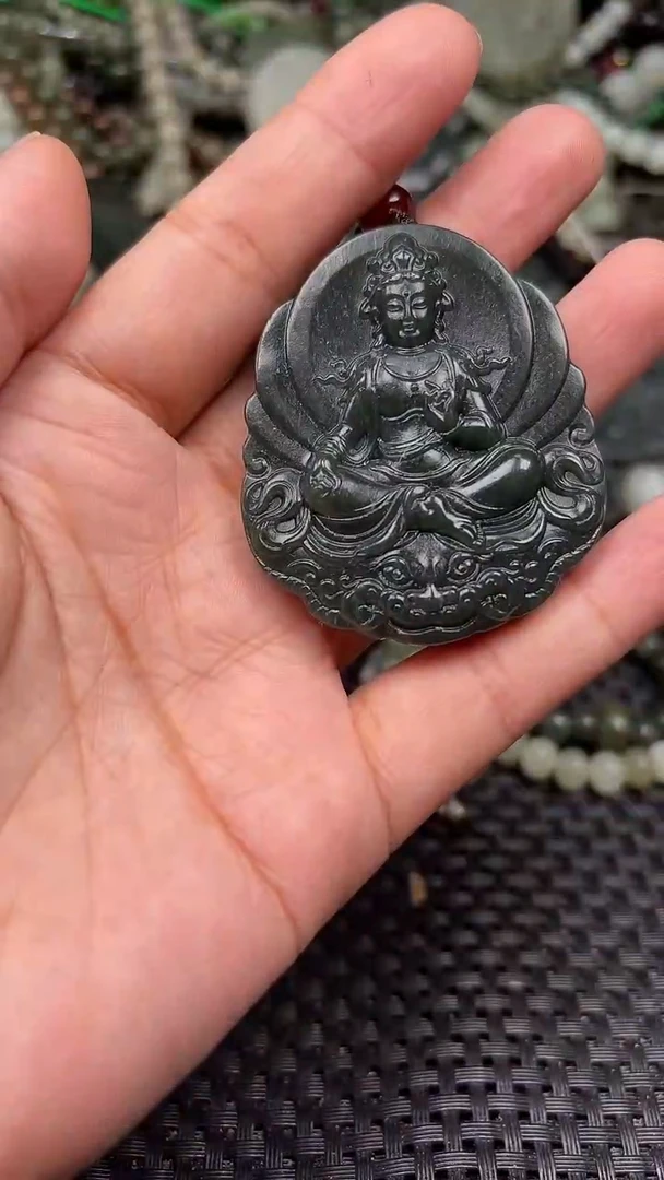 颈饰未镶嵌和田玉1